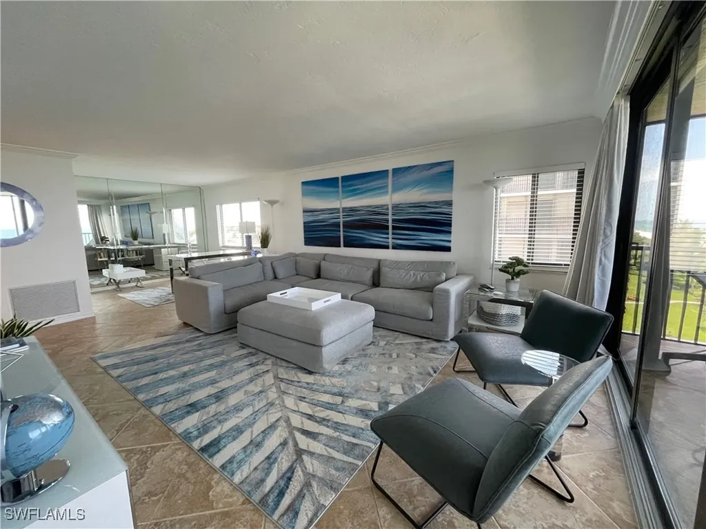 10525 Gulf Shore Drive Naples FL 34108