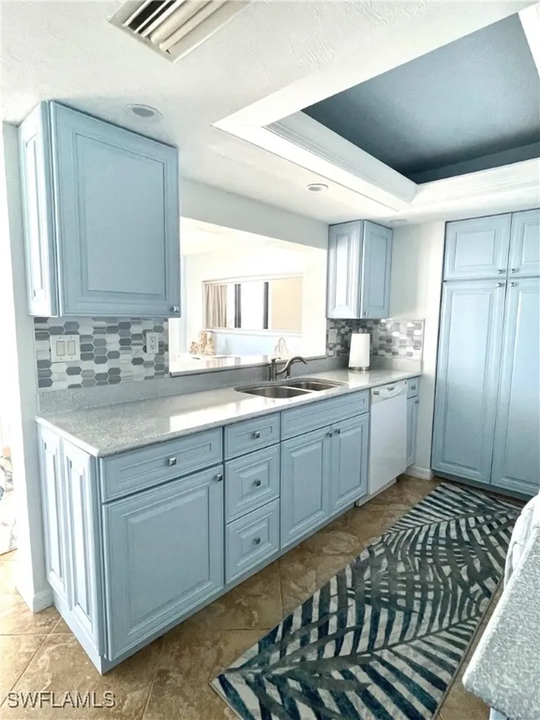 10525 Gulf Shore Drive Naples FL 34108