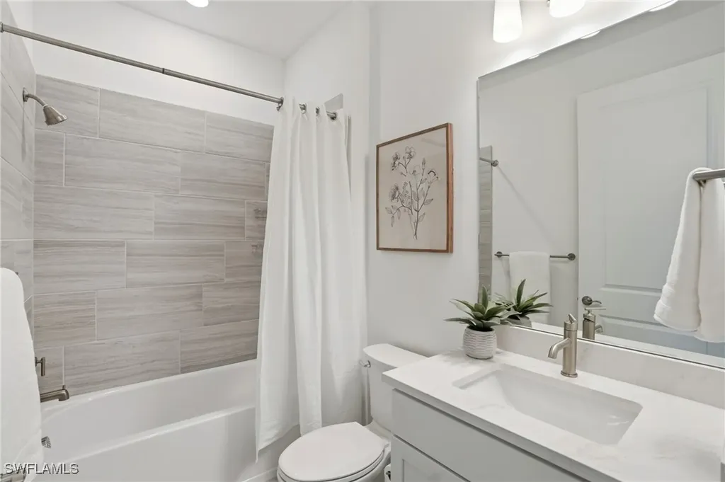 1778 Terreno Boulevard Naples FL 34120