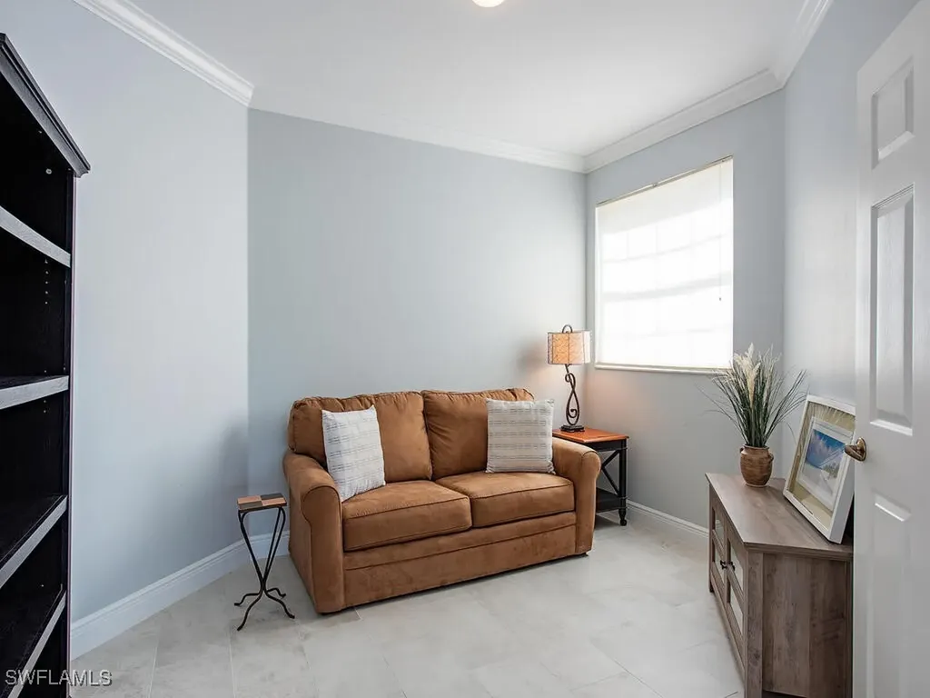 975 Eastham Way Naples FL 34104