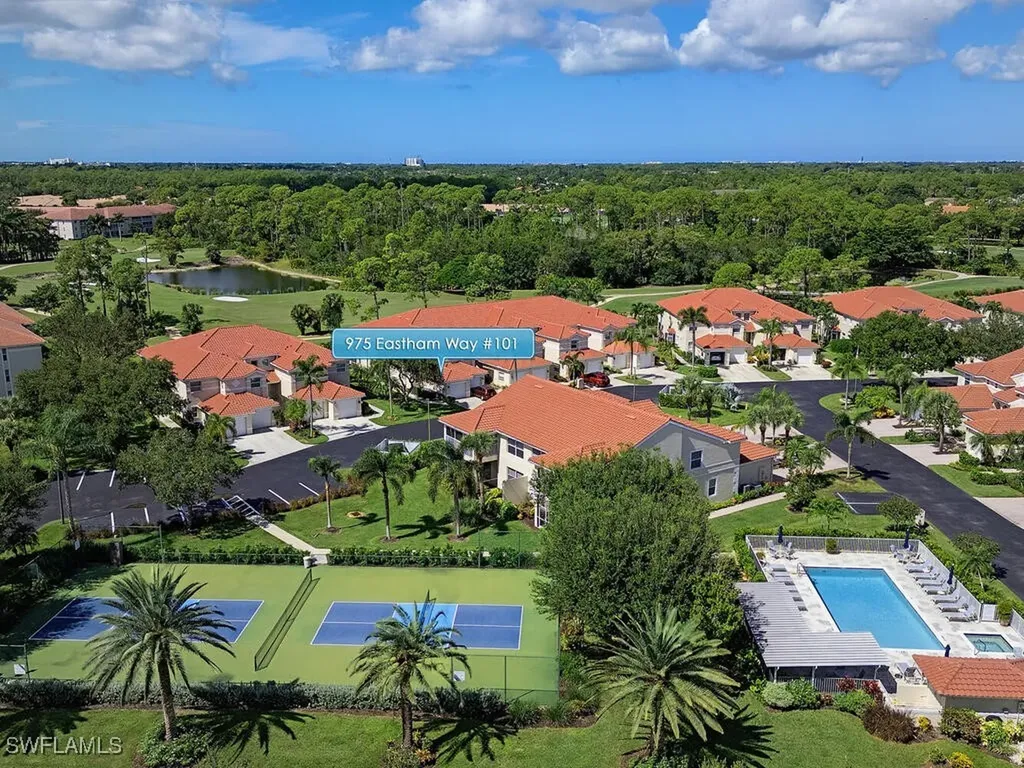 975 Eastham Way Naples FL 34104