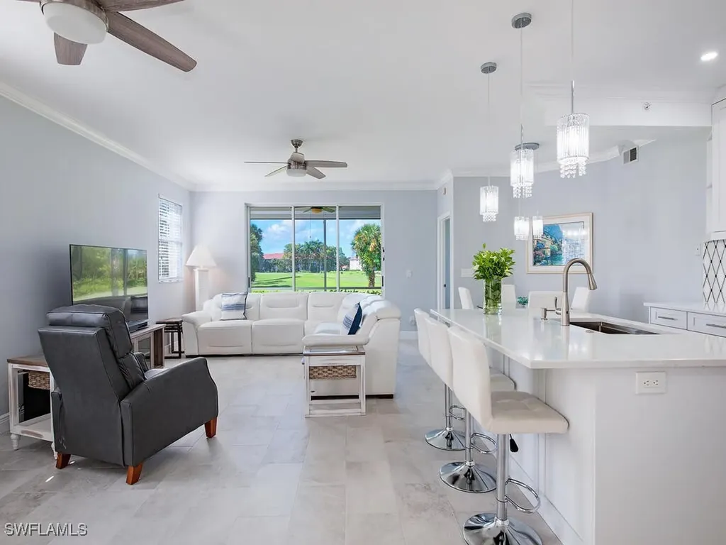 975 Eastham Way Naples FL 34104