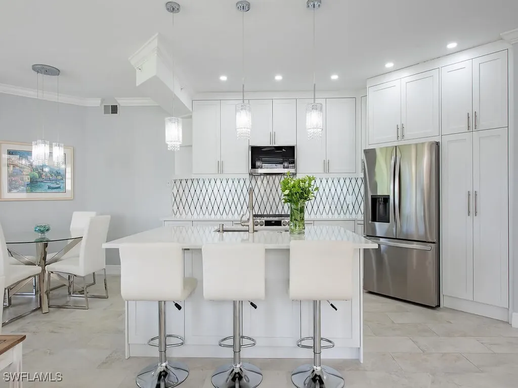 975 Eastham Way Naples FL 34104