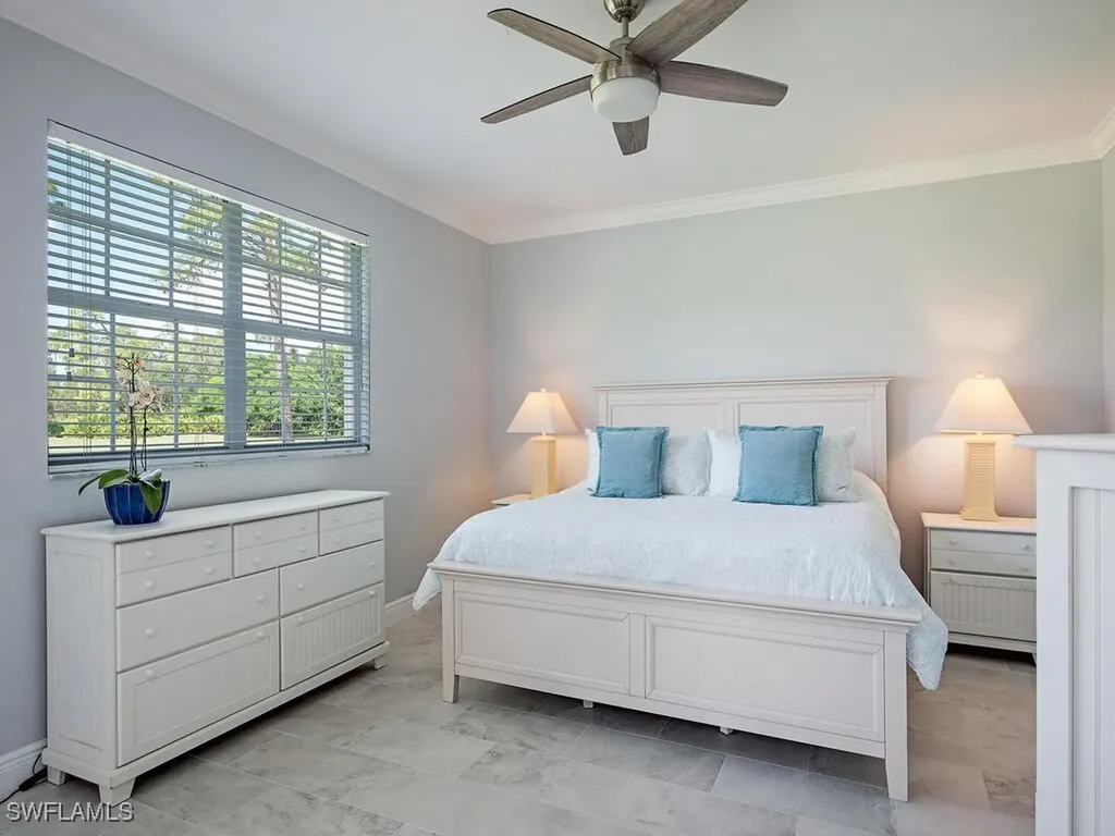 975 Eastham Way Naples FL 34104