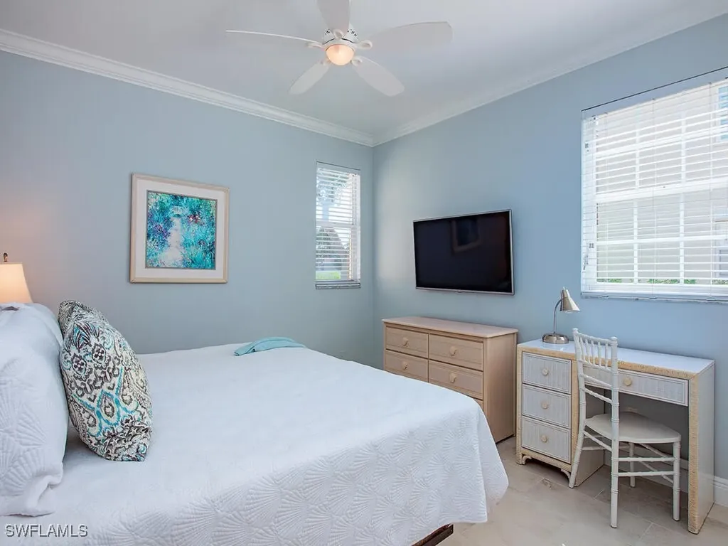 975 Eastham Way Naples FL 34104