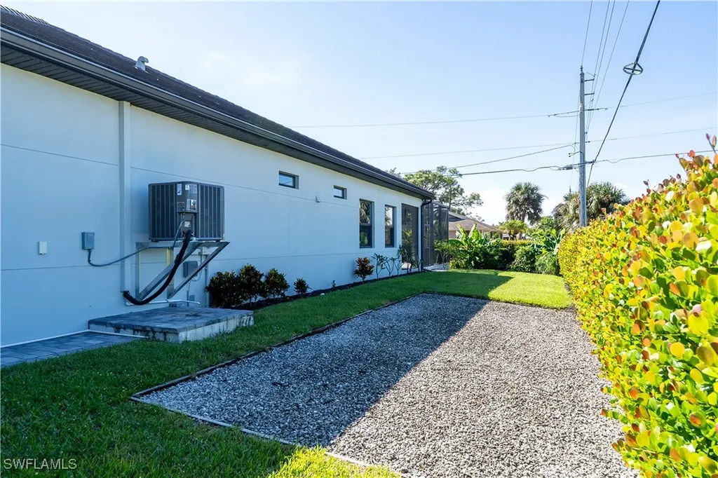 198 2nd Street Bonita Springs FL 34134