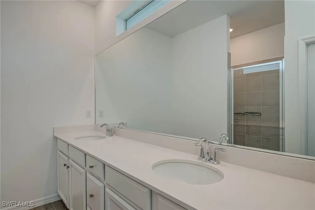 2667 Scarlet Way Naples FL 34120