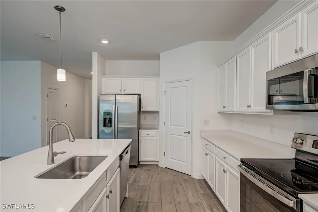 2667 Scarlet Way Naples FL 34120