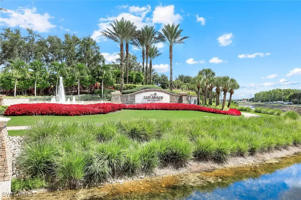 9393 Pocida Court Naples FL 34119