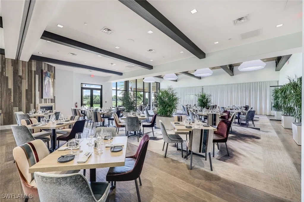 9393 Pocida Court Naples FL 34119