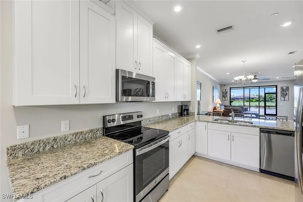 9393 Pocida Court Naples FL 34119