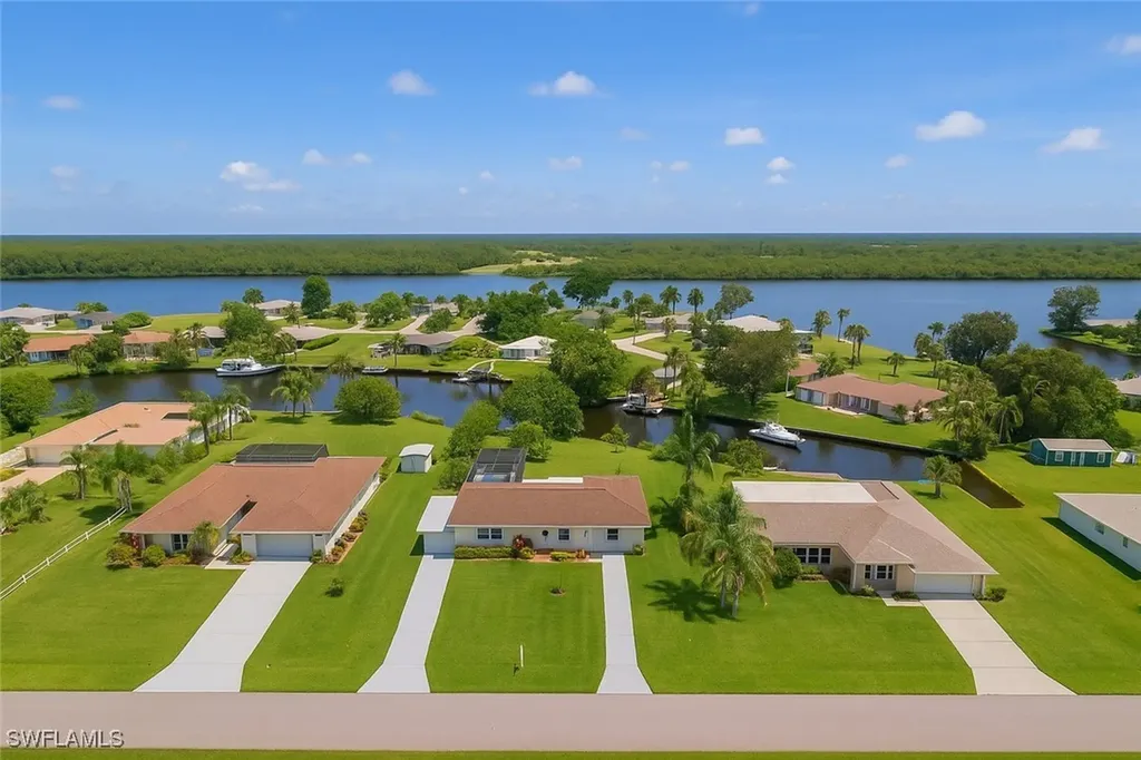 13880 Lazy Lane Fort Myers FL 33905