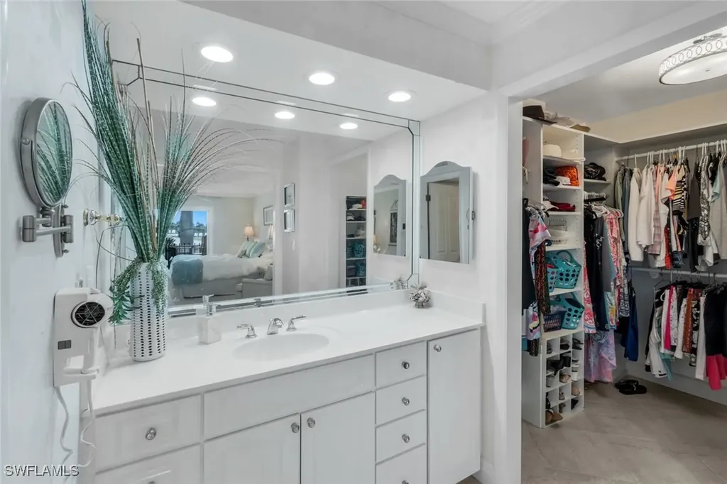 3399 Gulf Shore Boulevard N Naples FL 34103