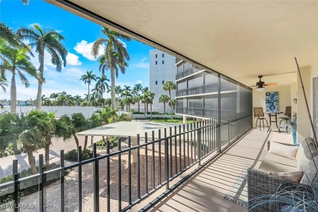 3399 Gulf Shore Boulevard N Naples FL 34103