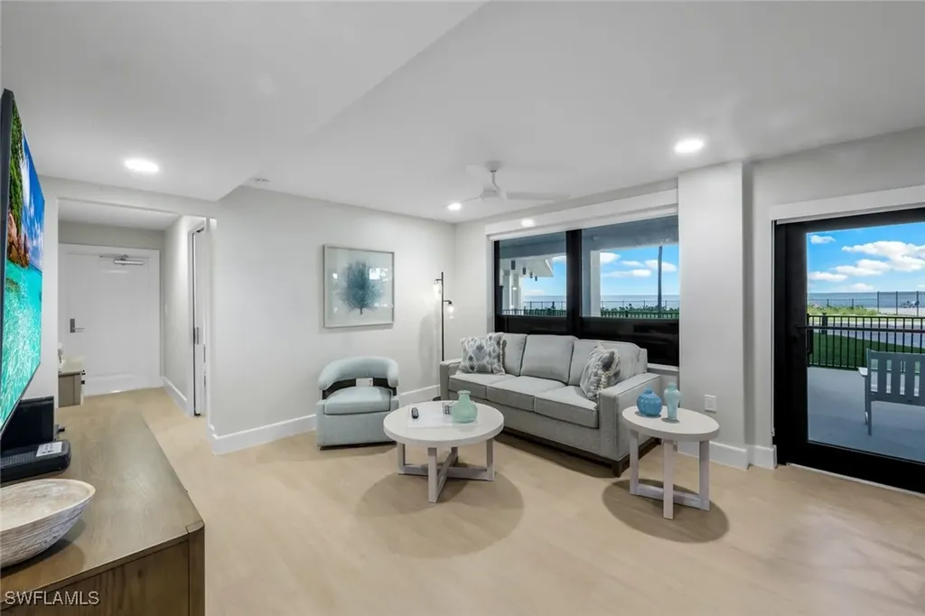 3399 Gulf Shore Boulevard N Naples FL 34103