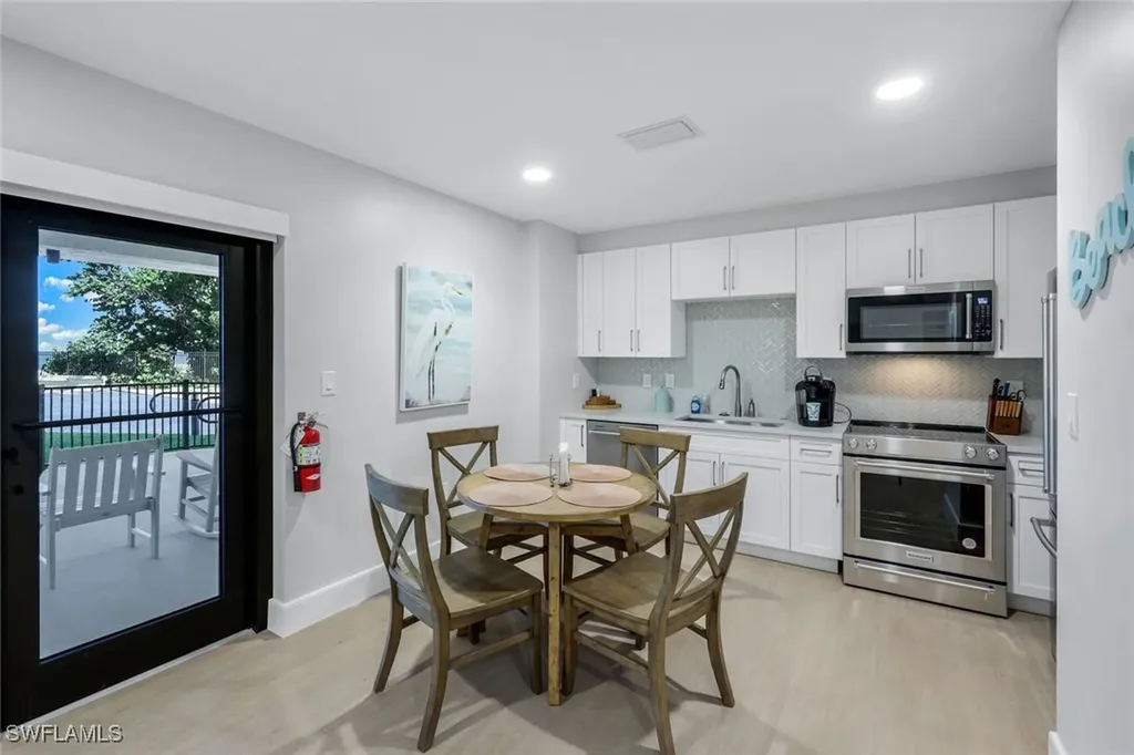 3399 Gulf Shore Boulevard N Naples FL 34103