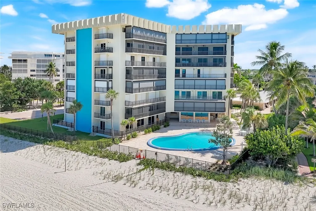 3399 Gulf Shore Boulevard N Naples FL 34103