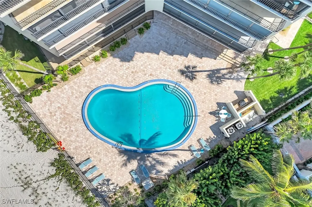 3399 Gulf Shore Boulevard N Naples FL 34103