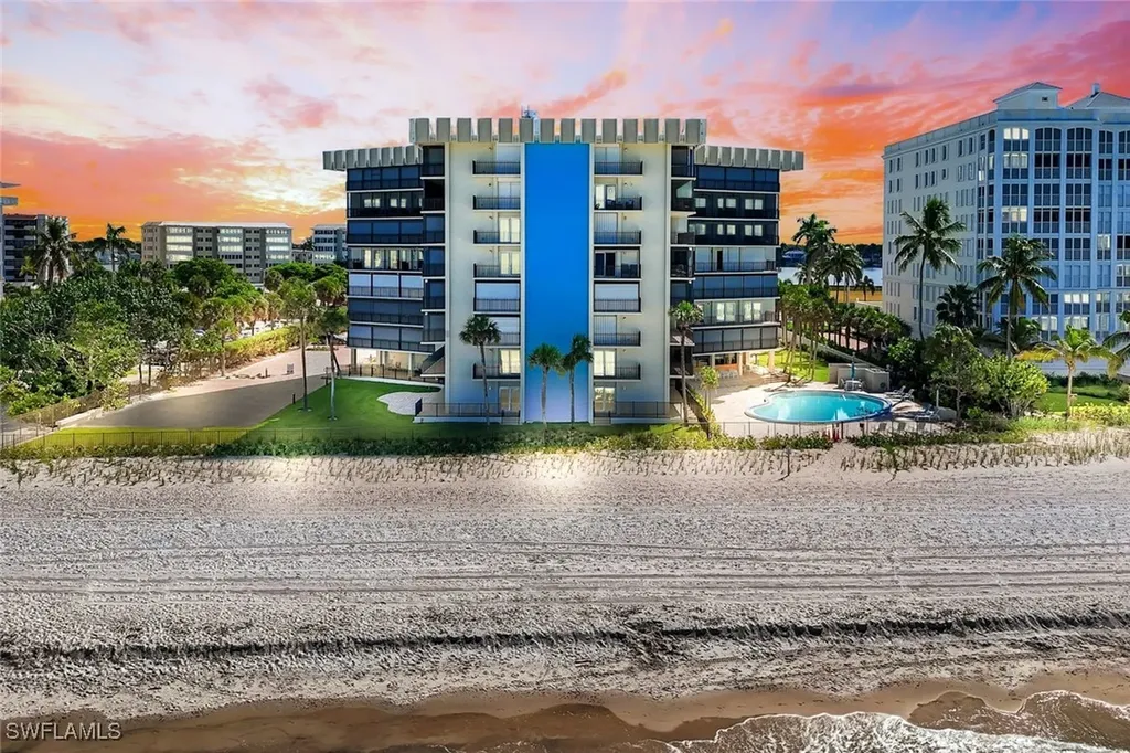 3399 Gulf Shore Boulevard N Naples FL 34103