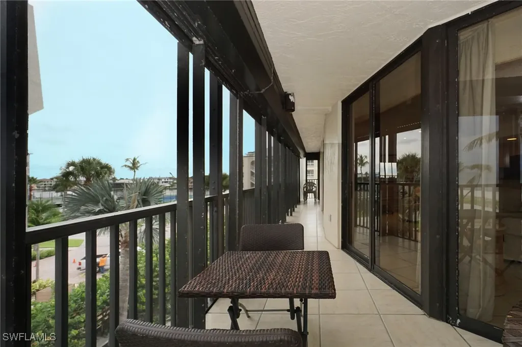 9653 Gulf Shore Drive Naples FL 34108