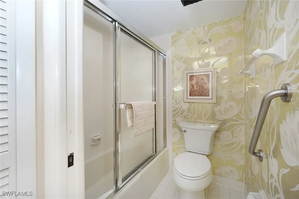 9653 Gulf Shore Drive Naples FL 34108