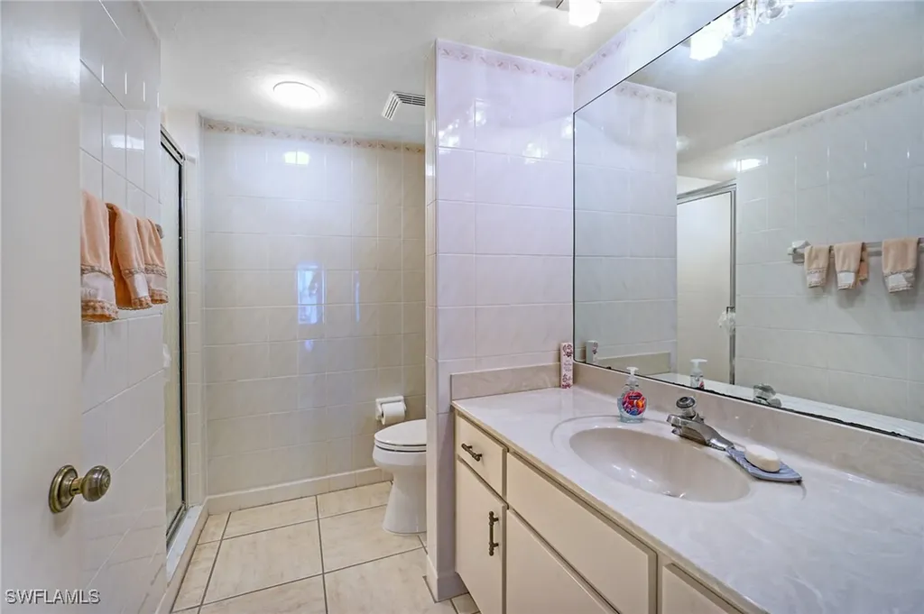 9653 Gulf Shore Drive Naples FL 34108