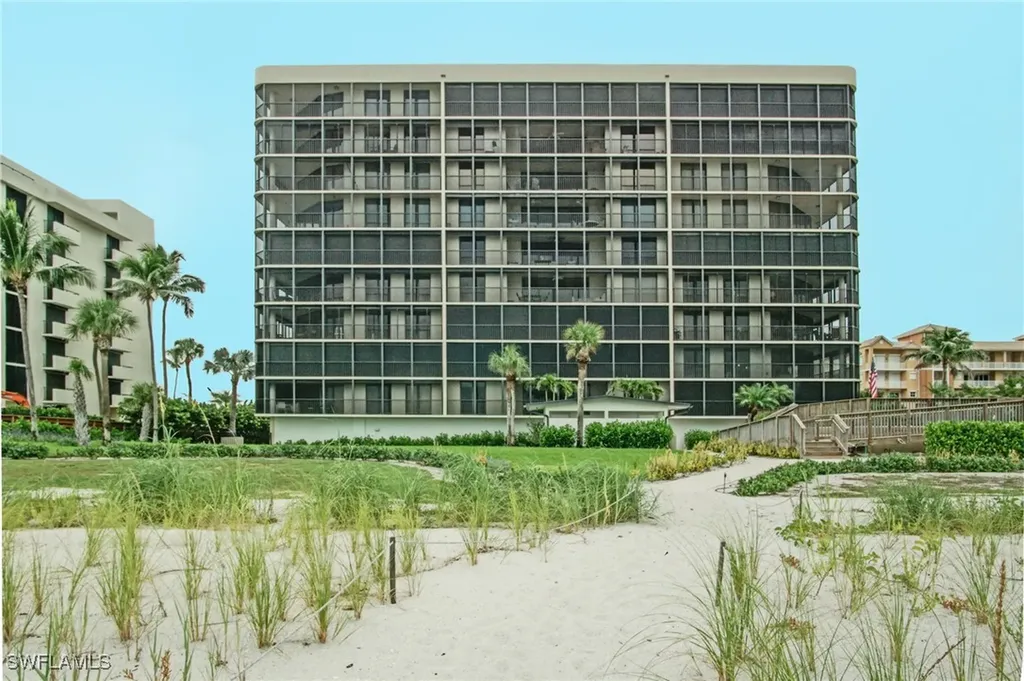 9653 Gulf Shore Drive Naples FL 34108