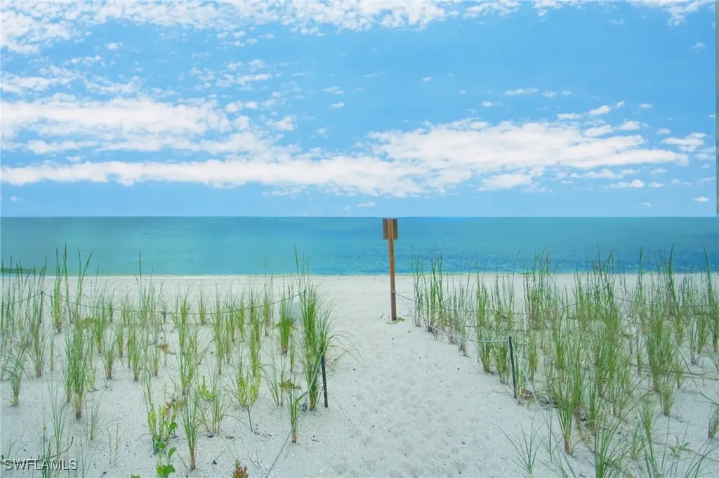 9653 Gulf Shore Drive Naples FL 34108