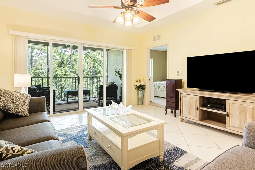 7811 Regal Heron Circle Naples FL 34104