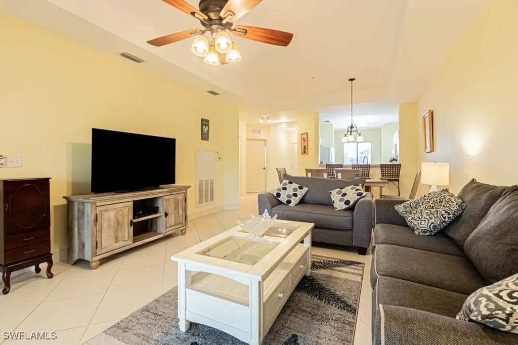 7811 Regal Heron Circle Naples FL 34104