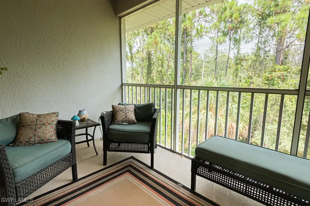 7811 Regal Heron Circle Naples FL 34104