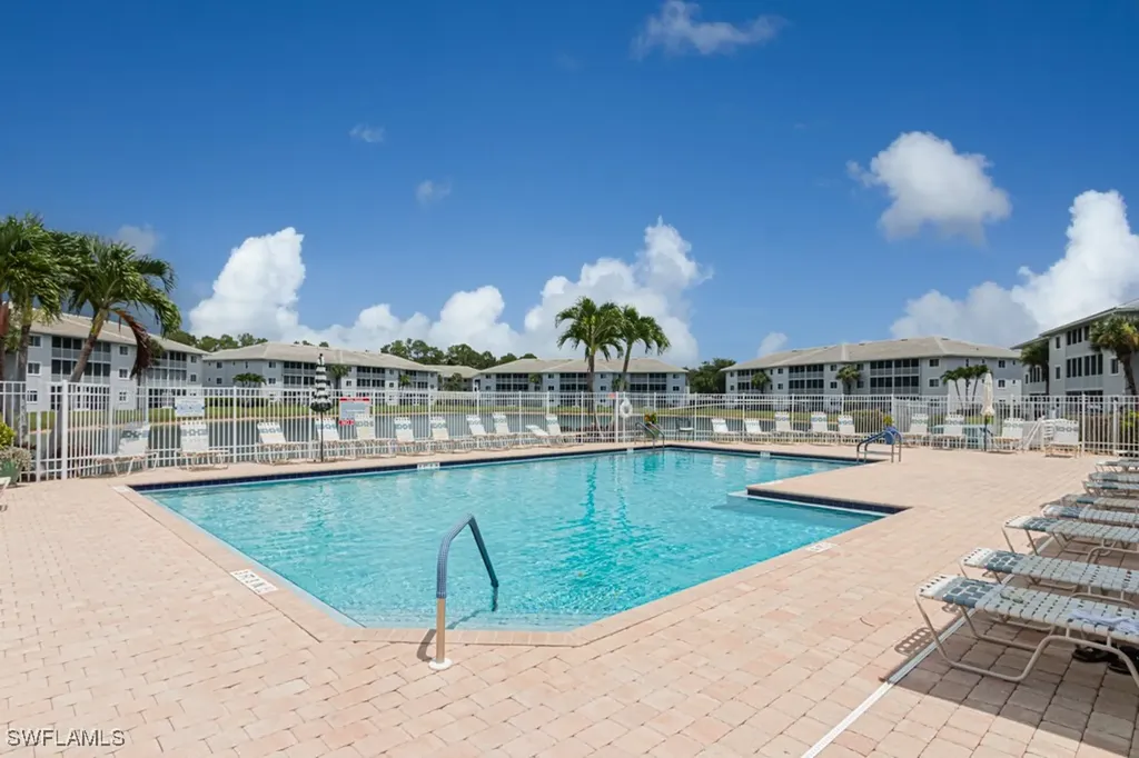 7811 Regal Heron Circle Naples FL 34104
