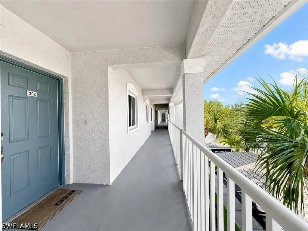 7811 Regal Heron Circle Naples FL 34104
