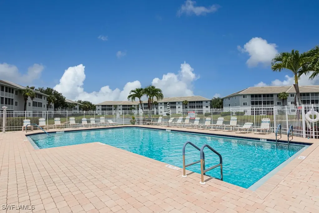 7811 Regal Heron Circle Naples FL 34104