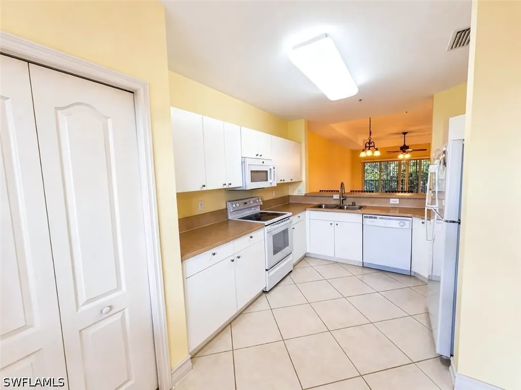 7811 Regal Heron Circle Naples FL 34104