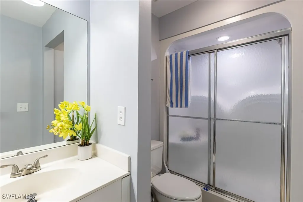 420 Belina Drive Naples FL 34104