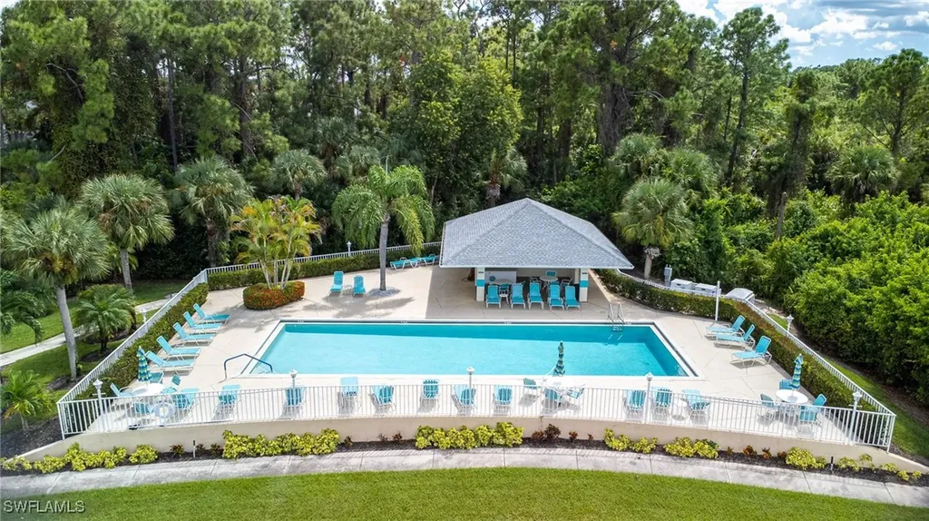 420 Belina Drive Naples FL 34104