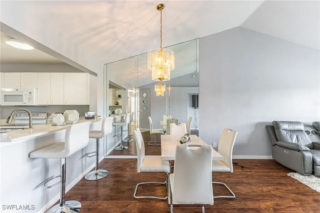 420 Belina Drive Naples FL 34104