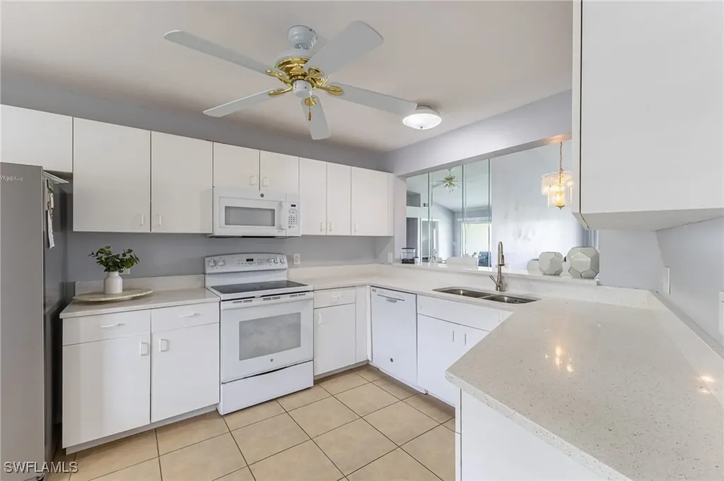 420 Belina Drive Naples FL 34104