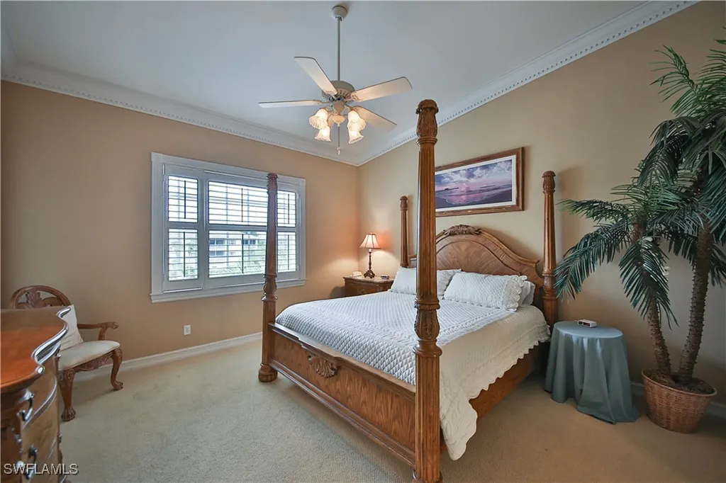 837 Sailaway Lane Naples FL 34108