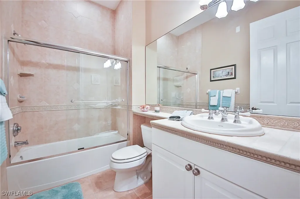 837 Sailaway Lane Naples FL 34108