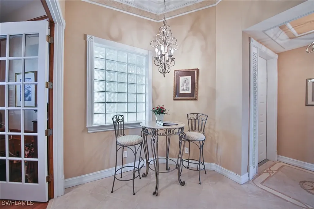 837 Sailaway Lane Naples FL 34108