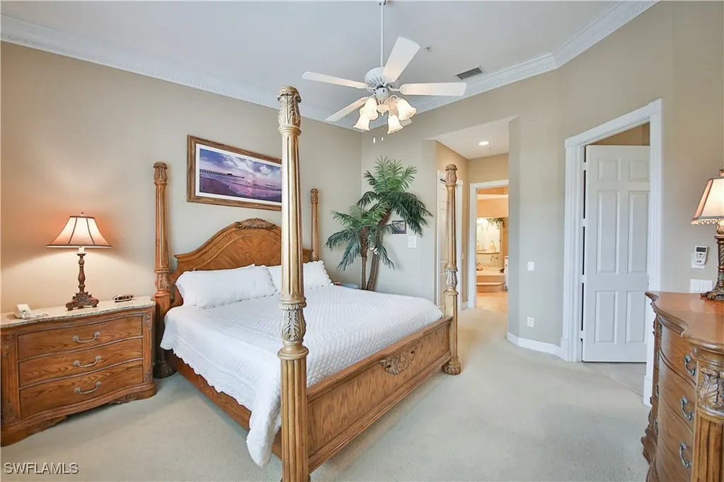 837 Sailaway Lane Naples FL 34108