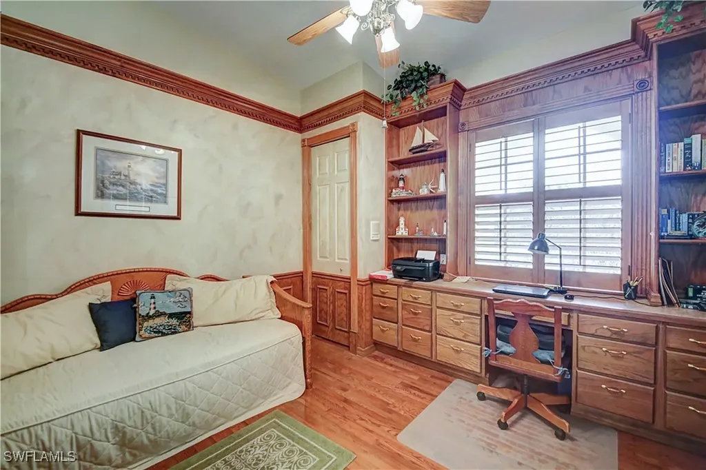 837 Sailaway Lane Naples FL 34108