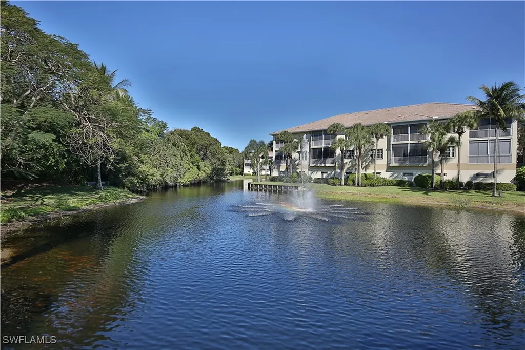 837 Sailaway Lane Naples FL 34108