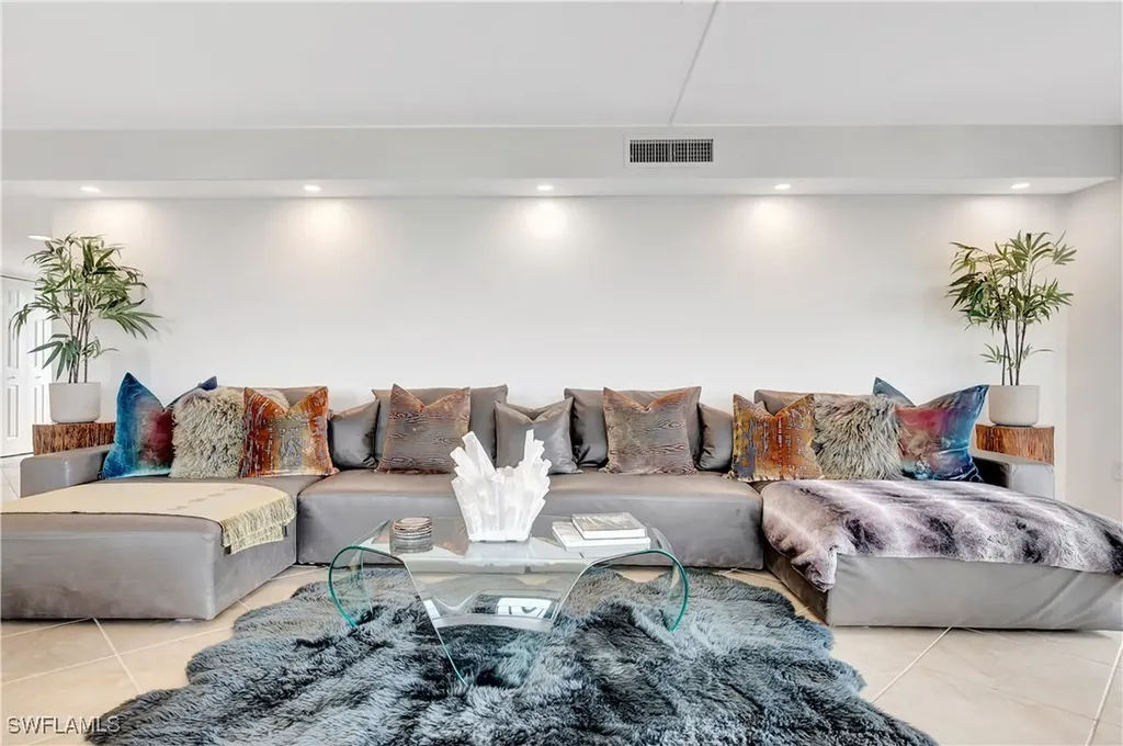 11 Bluebill Avenue Naples FL 34108