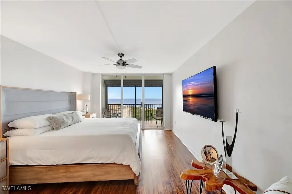 11 Bluebill Avenue Naples FL 34108