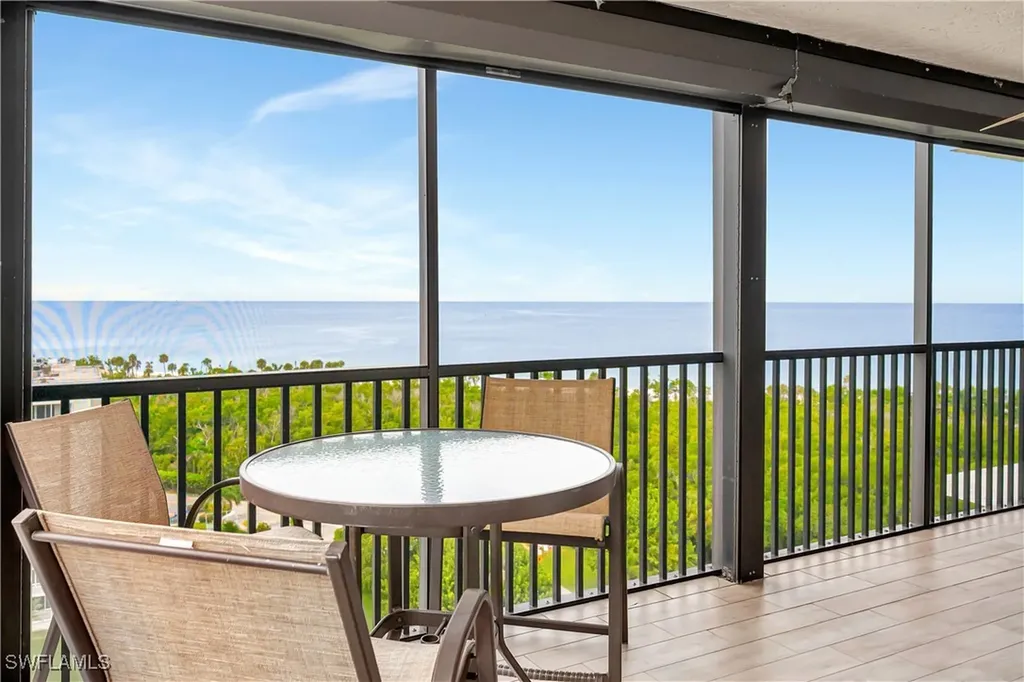 11 Bluebill Avenue Naples FL 34108