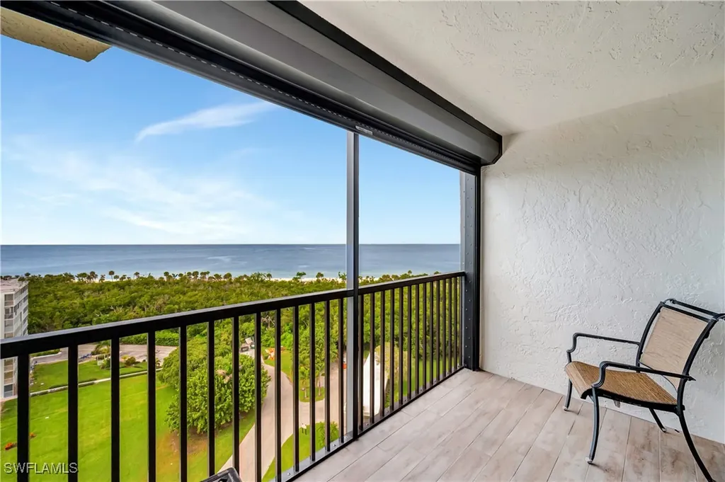 11 Bluebill Avenue Naples FL 34108