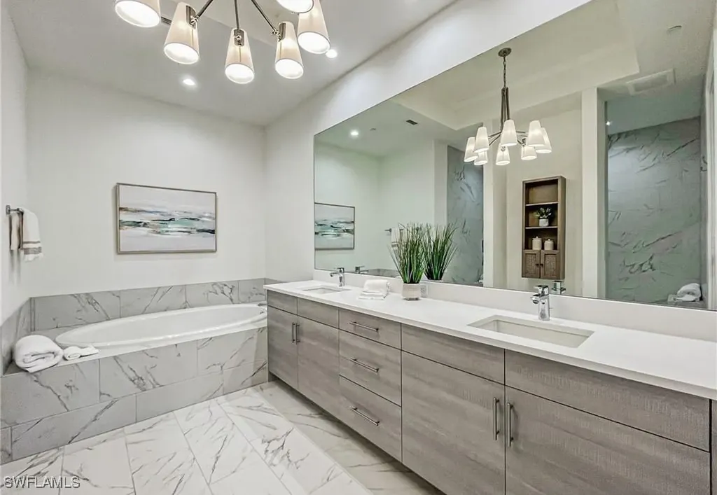875 6th Avenue S Naples FL 34102